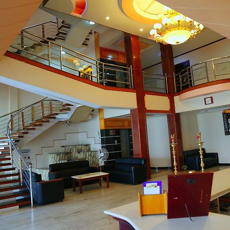 Hotel Vels Court Palni Ngoại thất bức ảnh