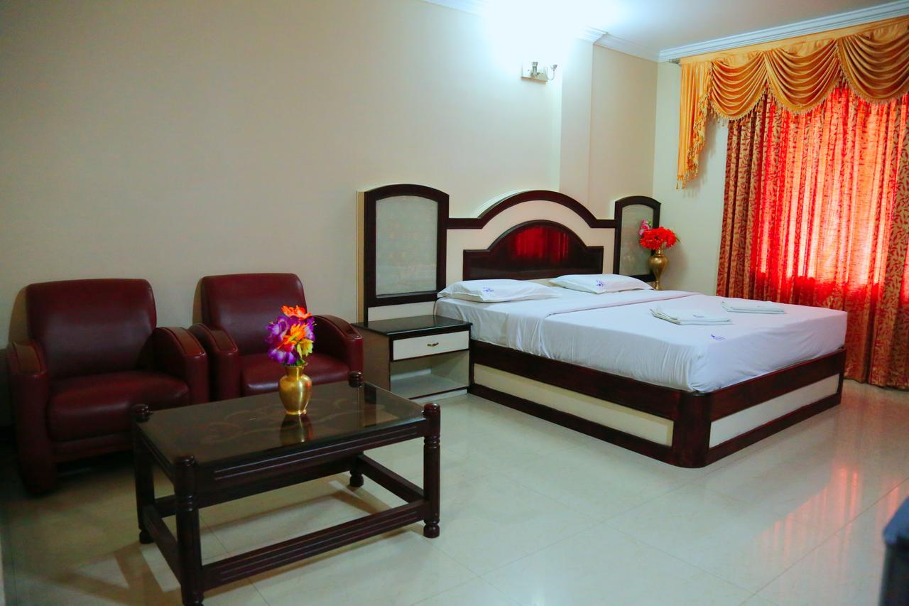 Hotel Vels Court Palni Ngoại thất bức ảnh