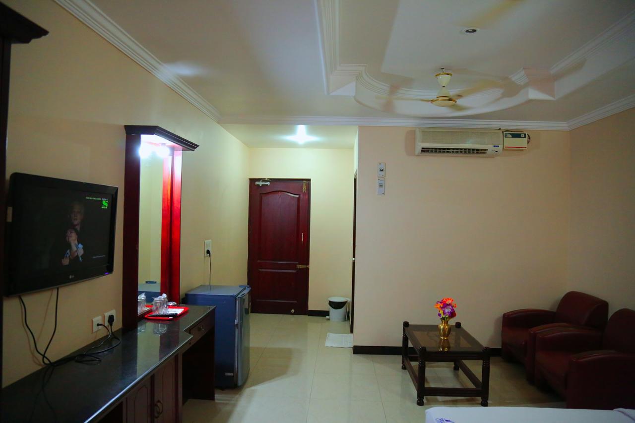 Hotel Vels Court Palni Ngoại thất bức ảnh