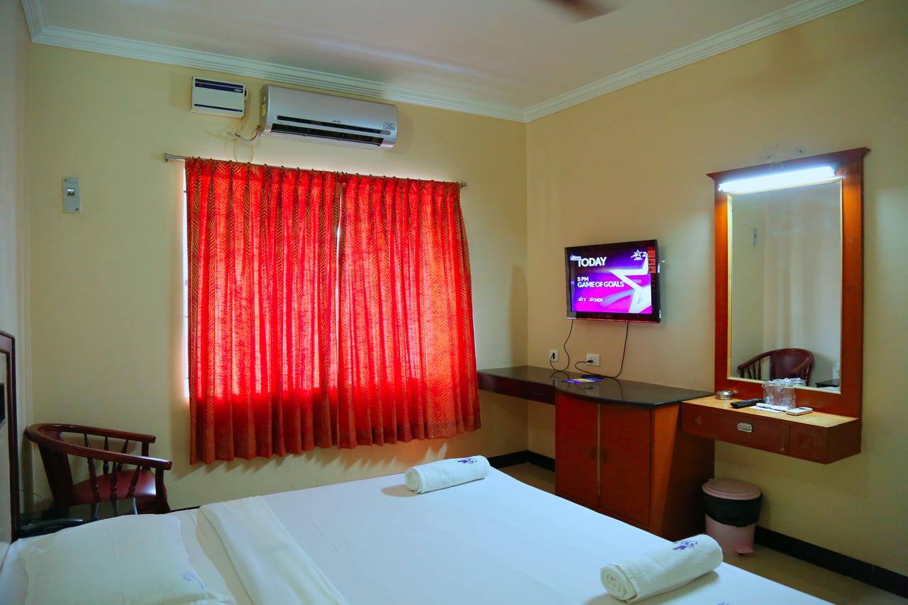 Hotel Vels Court Palni Ngoại thất bức ảnh
