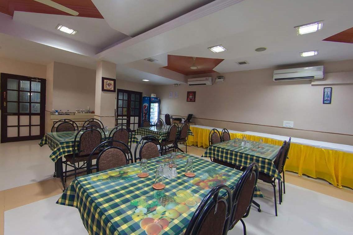 Hotel Vels Court Palni Ngoại thất bức ảnh